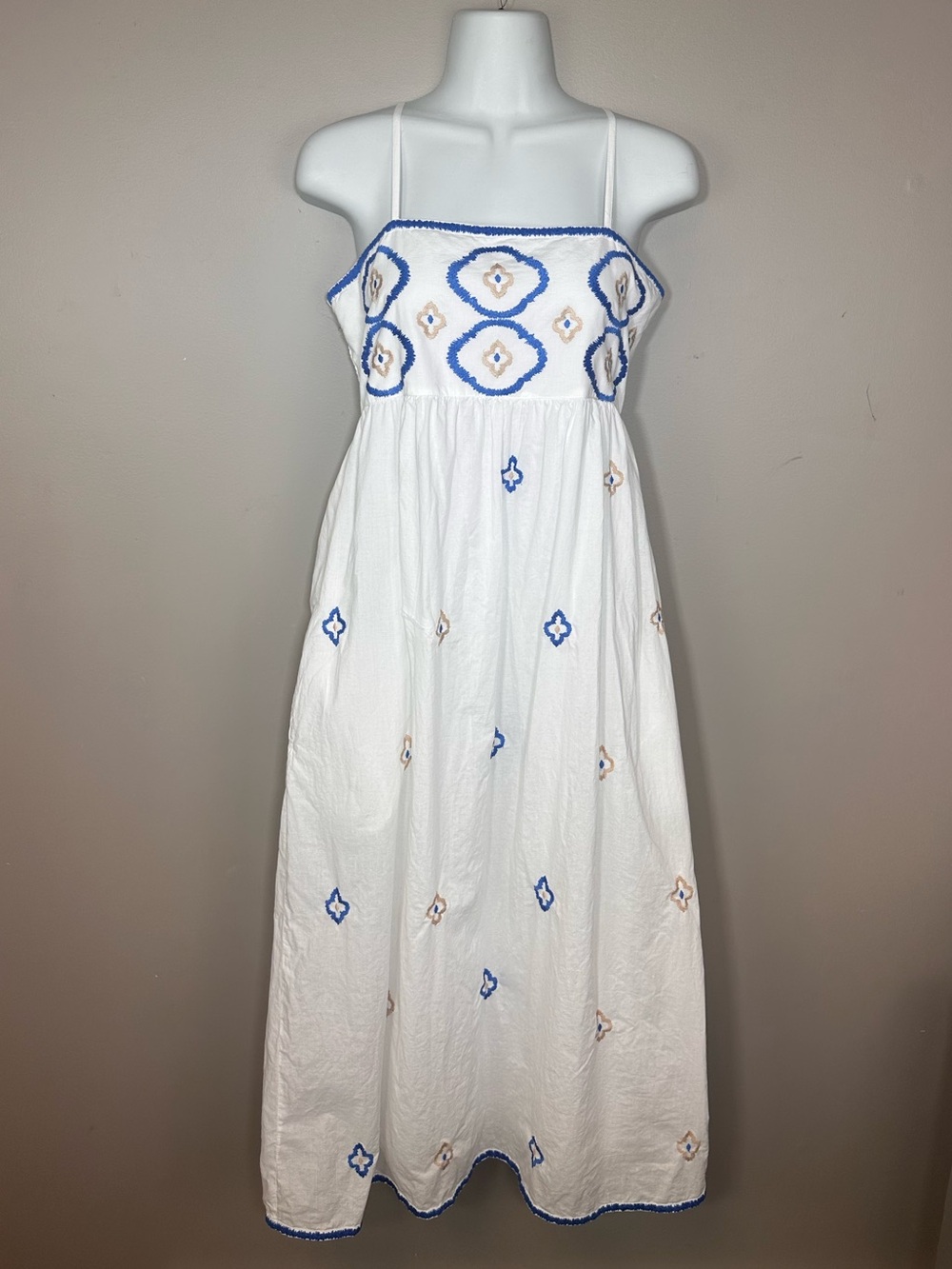 Nimo with Love Medium White Blue Embroidered Sleeveless Dress Organic Cotton
